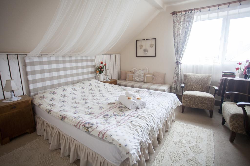 Emese Vendeghaz Noszvaj Hotel Room photo